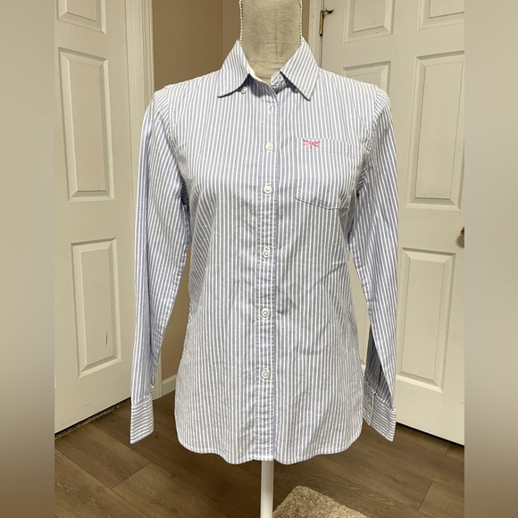 ❤️Women’s Talbots blue and white striped button up dress shirt, size 4 - Picture 1 of 8